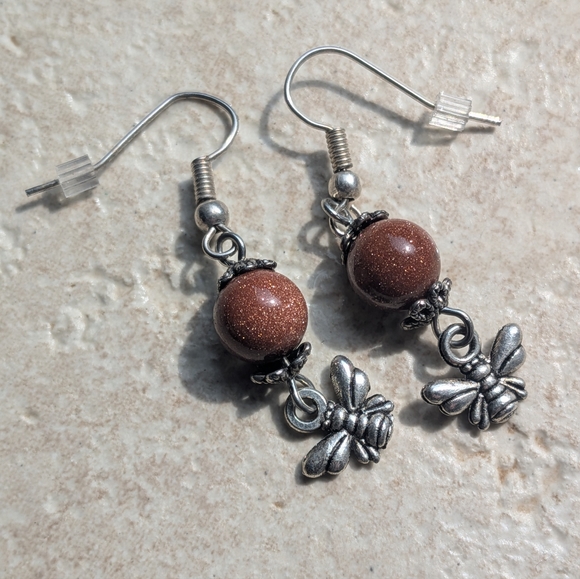 Goldstone Dangle Bee Earrings - NWOT - Picture 3 of 5
